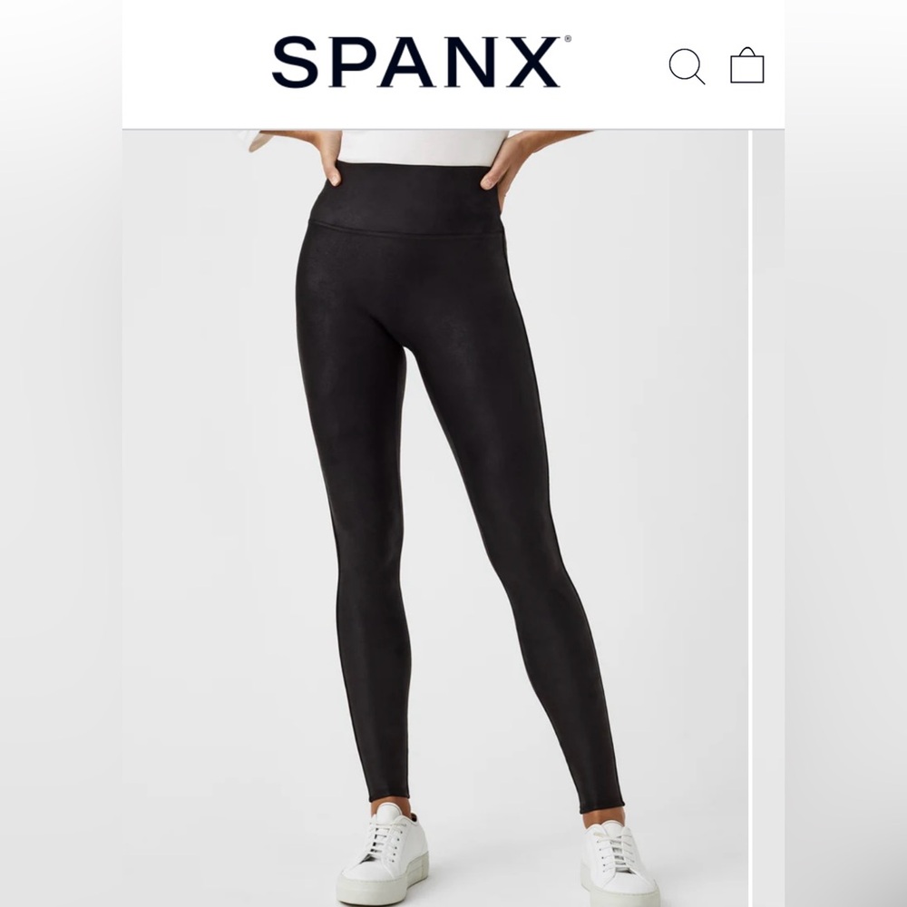 NWT SPANX faux leather fleece-lined leggings
Size 1x petite . Black